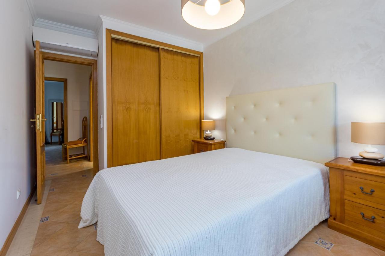 Villa Moises Αλμπουφέιρα Εξωτερικό φωτογραφία